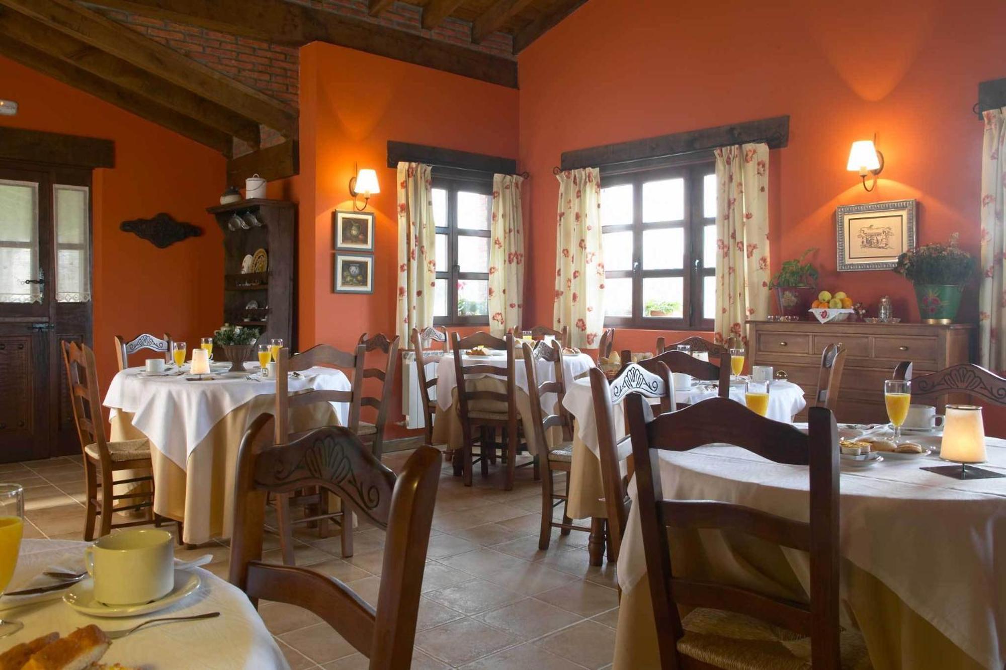Posada Caborredondo Santillana del Mar Exteriör bild